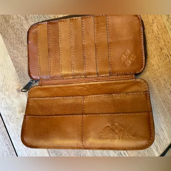 Patricia Nash Tan Embossed Floral Wallet - Picture 5 of 15